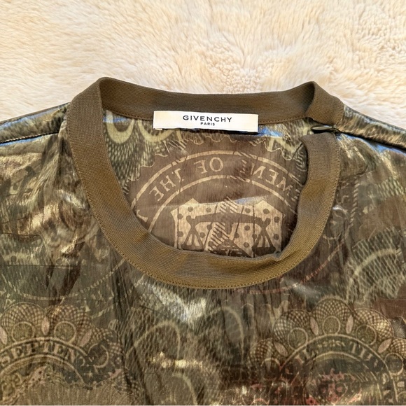 GIVENCHY men shirt size XL Authentic Retail 1200$ - Picture 2 of 7